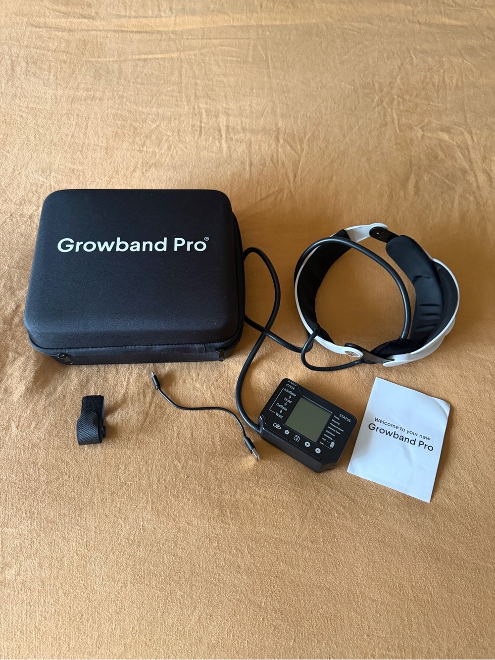 Growband Pro Headband Neurostimulation Device in Black and White